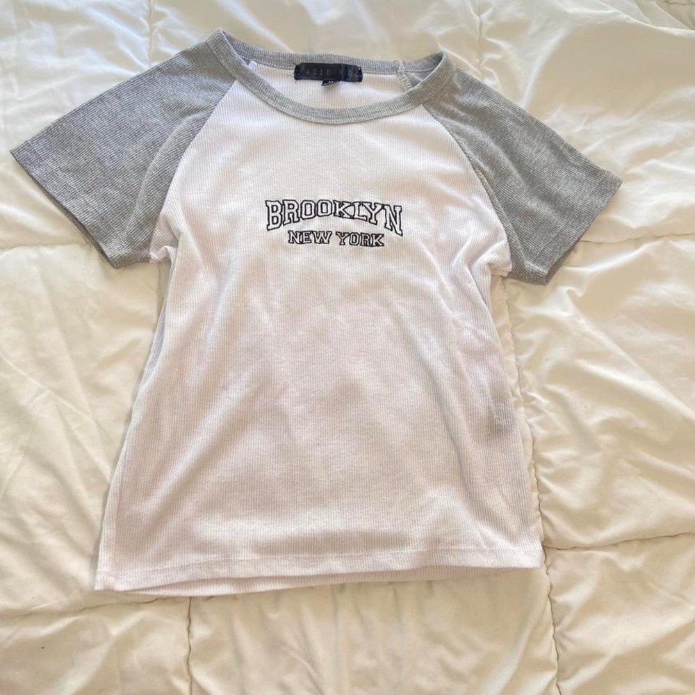 brooklyn gray baby tee